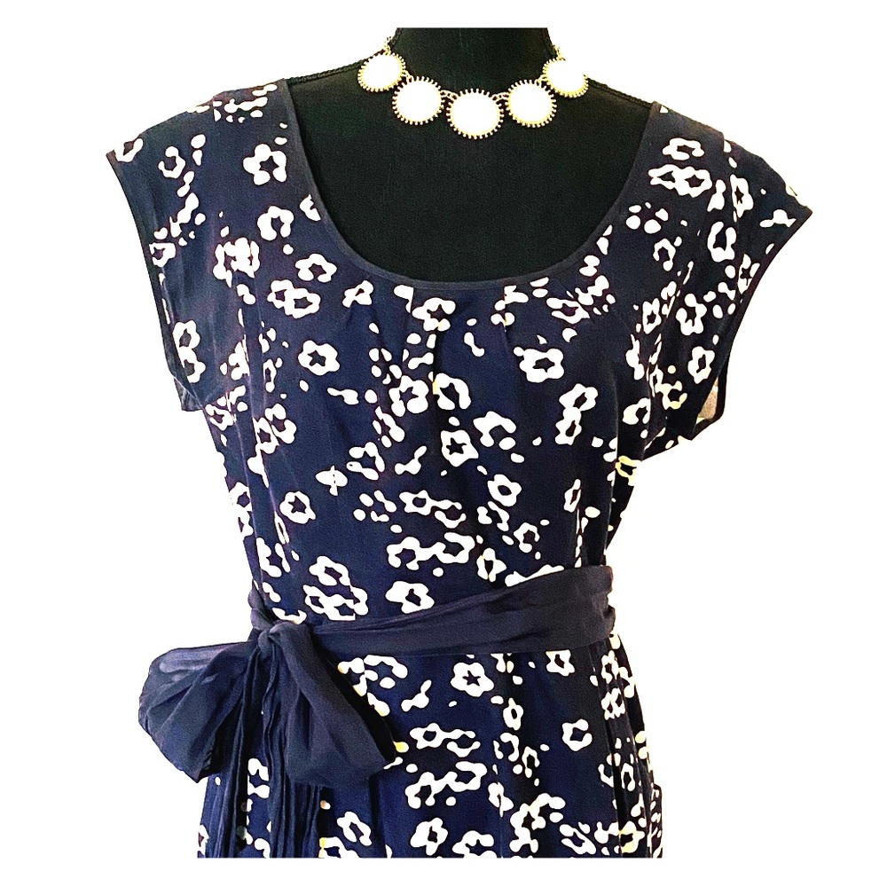 Classy Navy Blue and Cream Dress